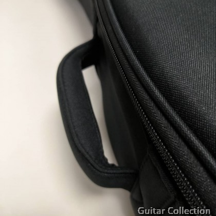 Saga 30mm Lightweight Foam Acoustic Guitar Gig Bag / Soft Shell Case (Fits 40" & 41" Guitars)